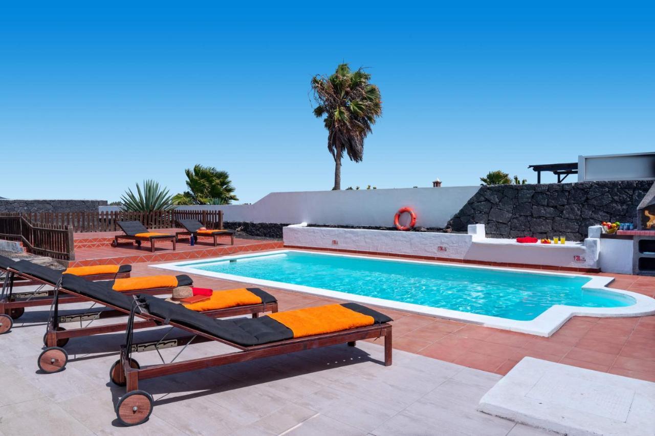 Villa Chinamar By Villa Plus بلايا بلانكا المظهر الخارجي الصورة